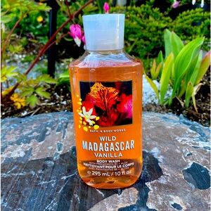 Wild Madagascar Vanilla body wash new